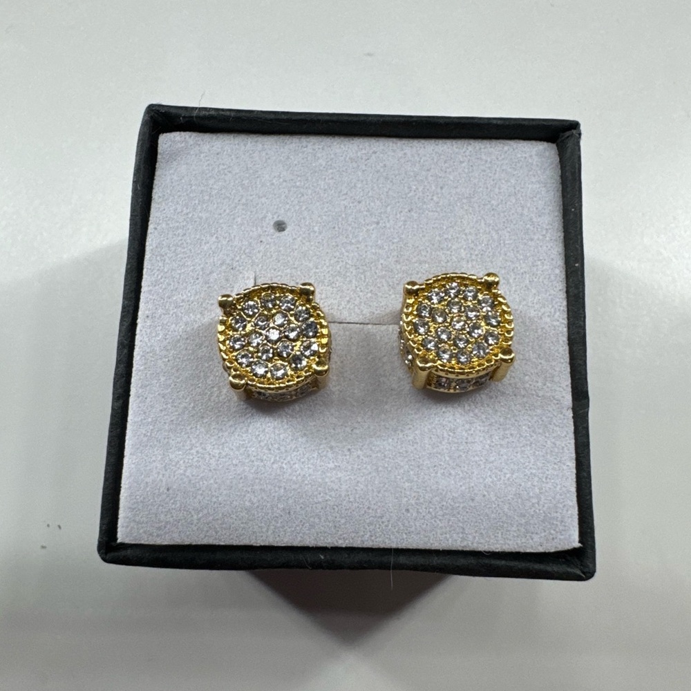 CZ MICRO NAIL GOLDTONE STUD EARRINGS BOXED ANS READY TO GIFT - Picture 11 of 12